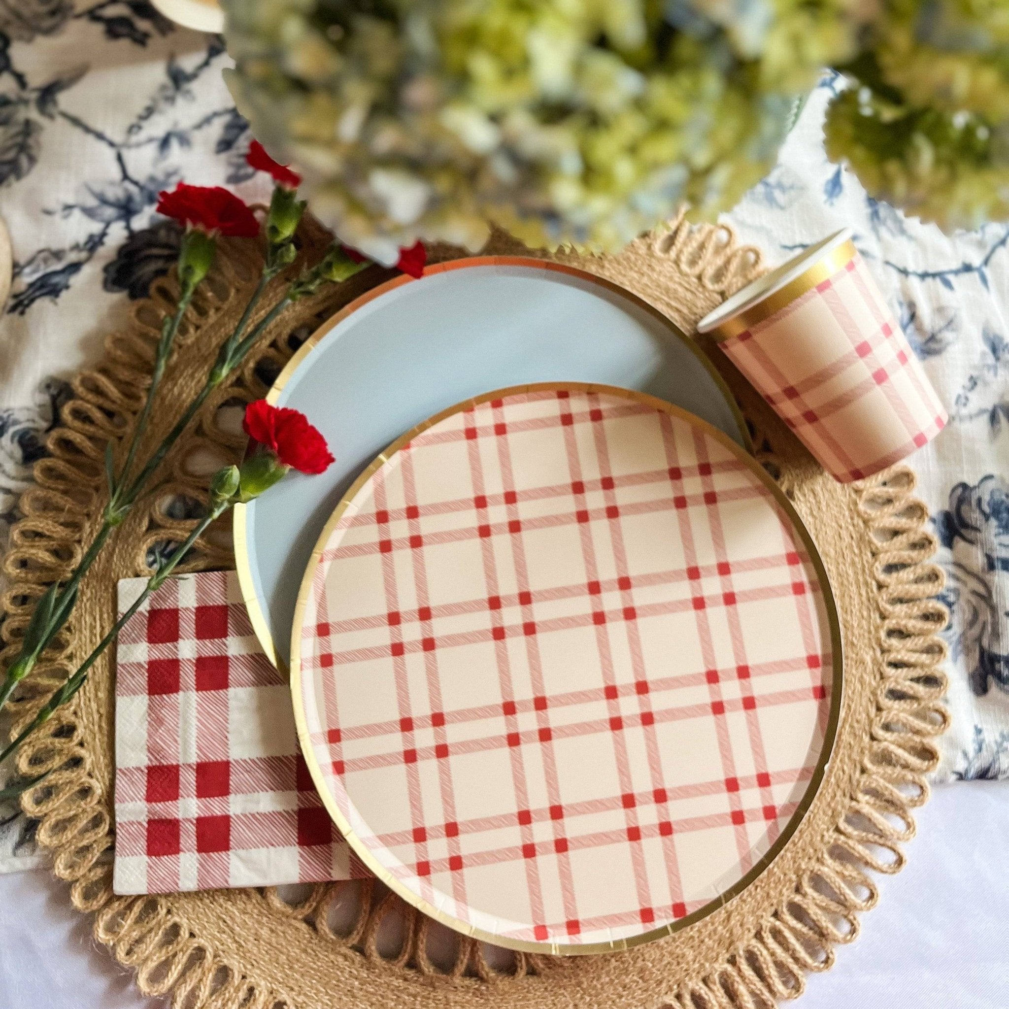 Farmhouse Red Plaid Paper Party Plate (8pcs) - Josi James - 9 Inch Plate