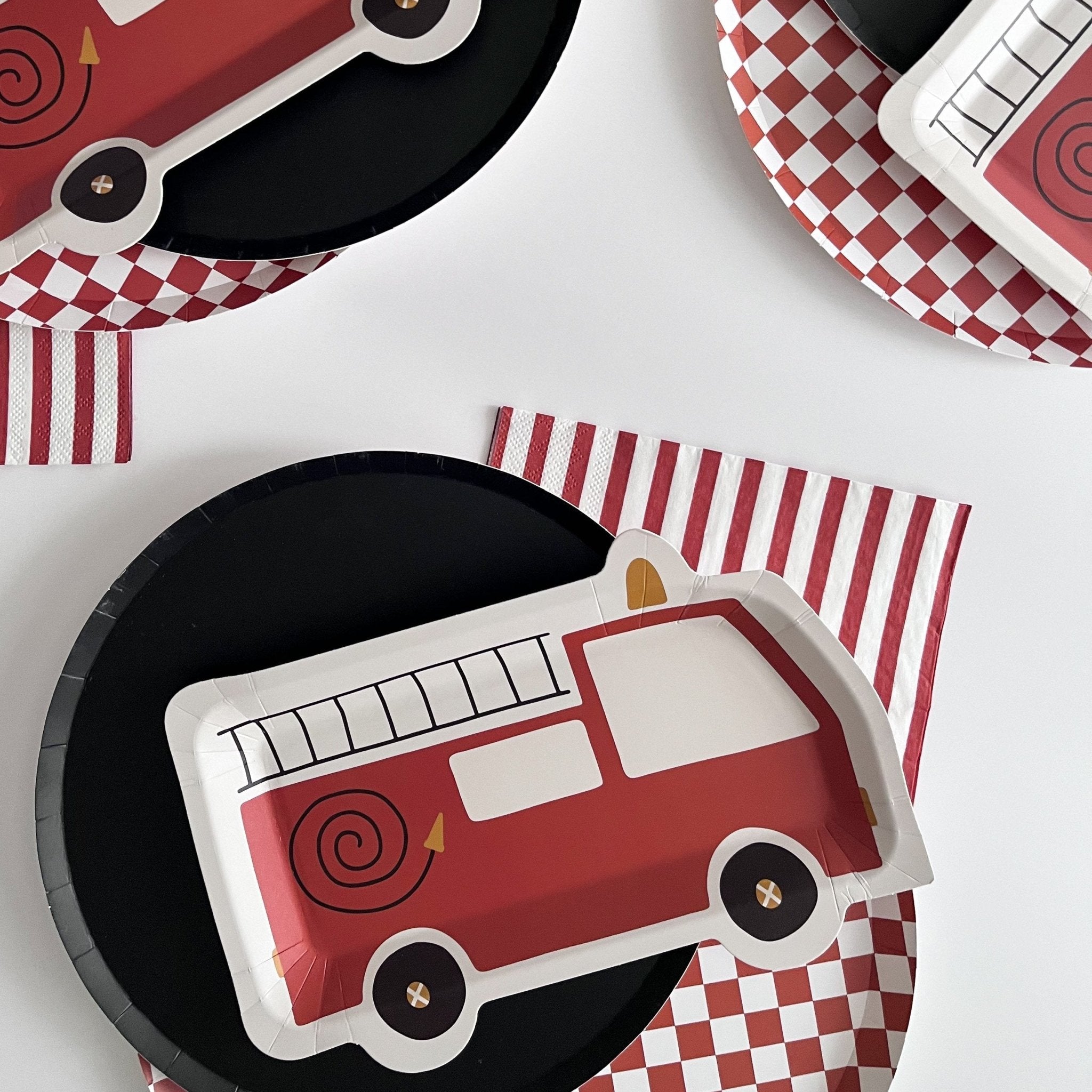 Firetruck Dessert Paper Plate (8pcs) - Josi James - Die Cut Plate