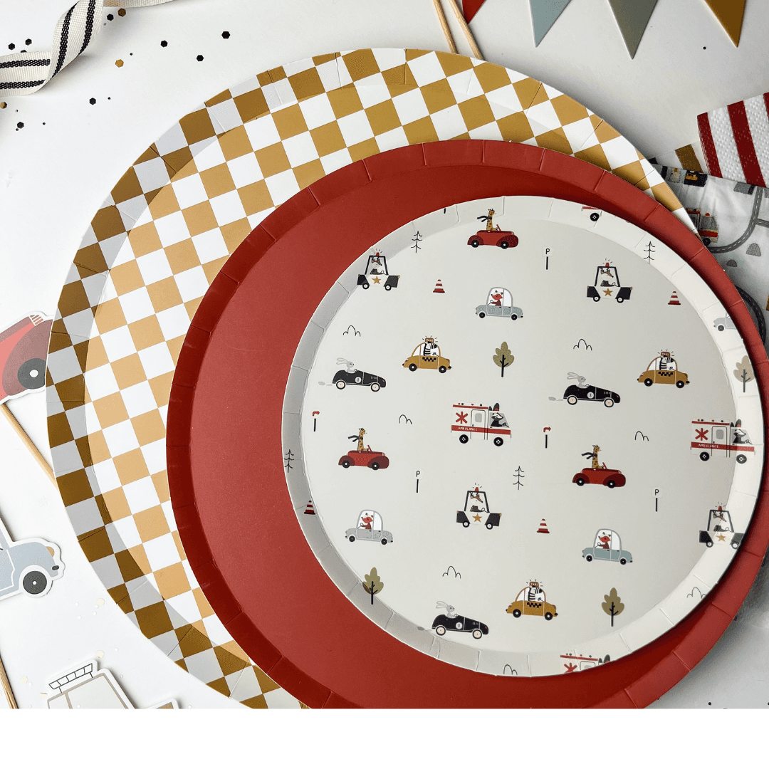 Red Paper Party Plate (8pcs) - Josi James - 9 Inch Plate