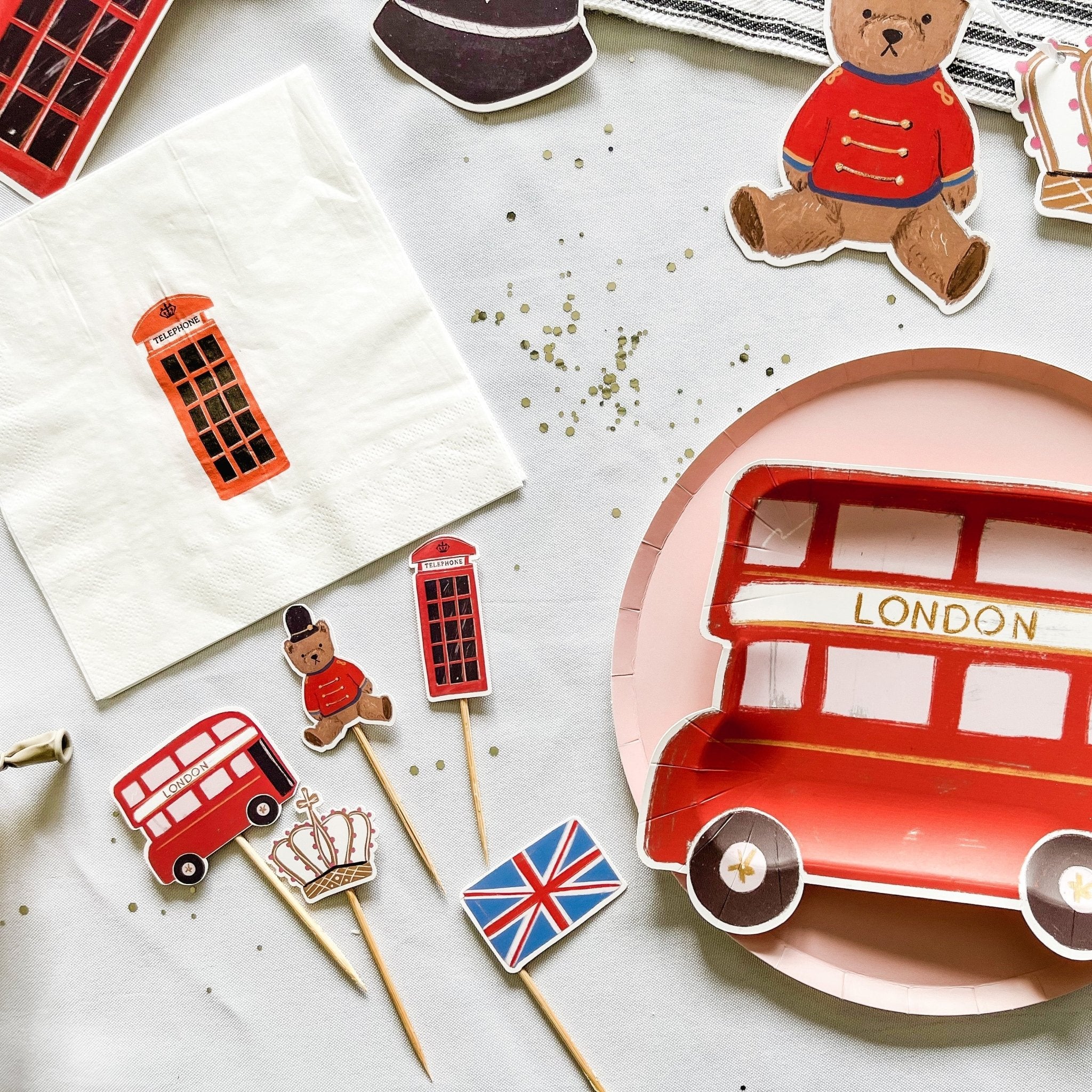 Royal London Cupcake Toppers (10pcs) - Josi James - Cupcake Toppers