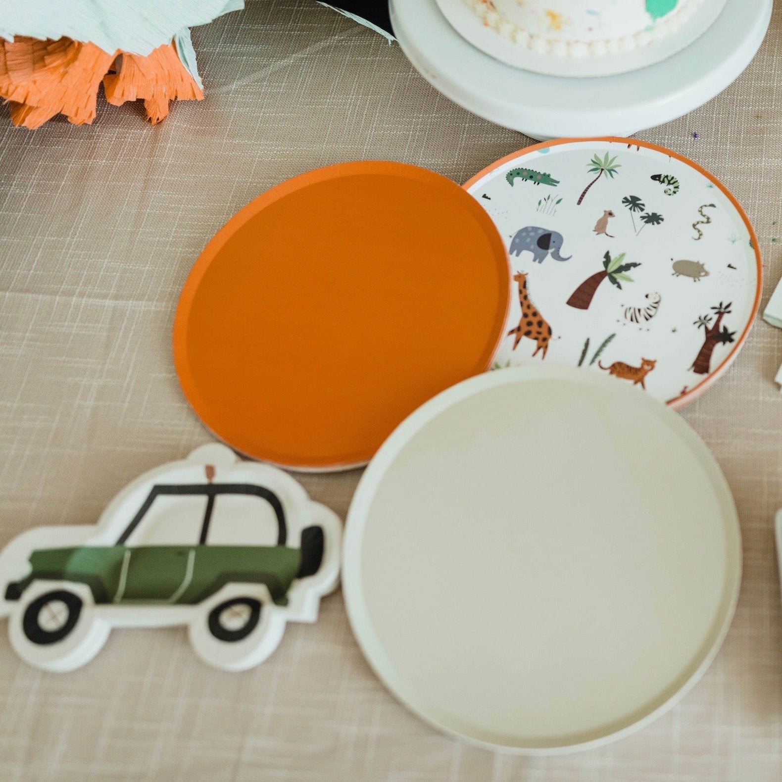 Safari Jeep Dessert Paper Party Plate (8pcs) - Josi James - Die Cut Plate